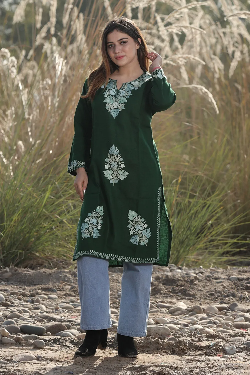 AMAZING BOTTLE GREEN COLOUR AARI WORK EMBROIDERED KURTI WITH NEW DESIGNER FLOREL PATTERN