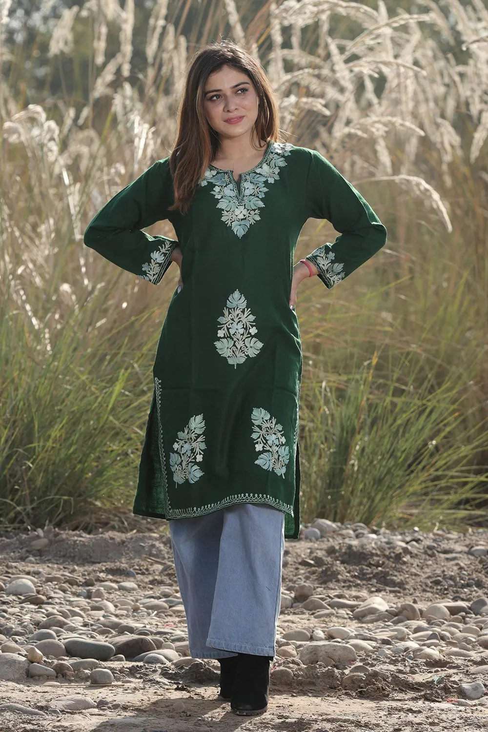 AMAZING BOTTLE GREEN COLOUR AARI WORK EMBROIDERED KURTI WITH NEW DESIGNER FLOREL PATTERN