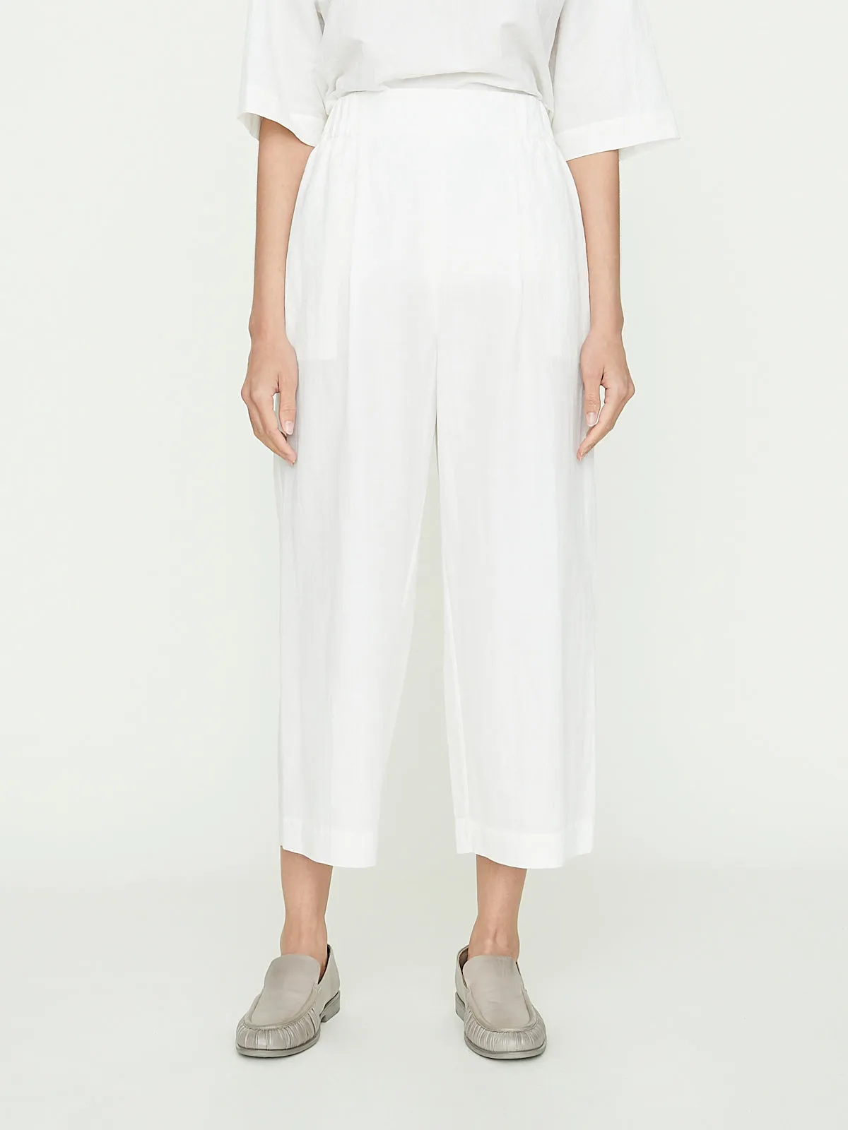 Front Tuck Bulky Pants 2 in Off White
