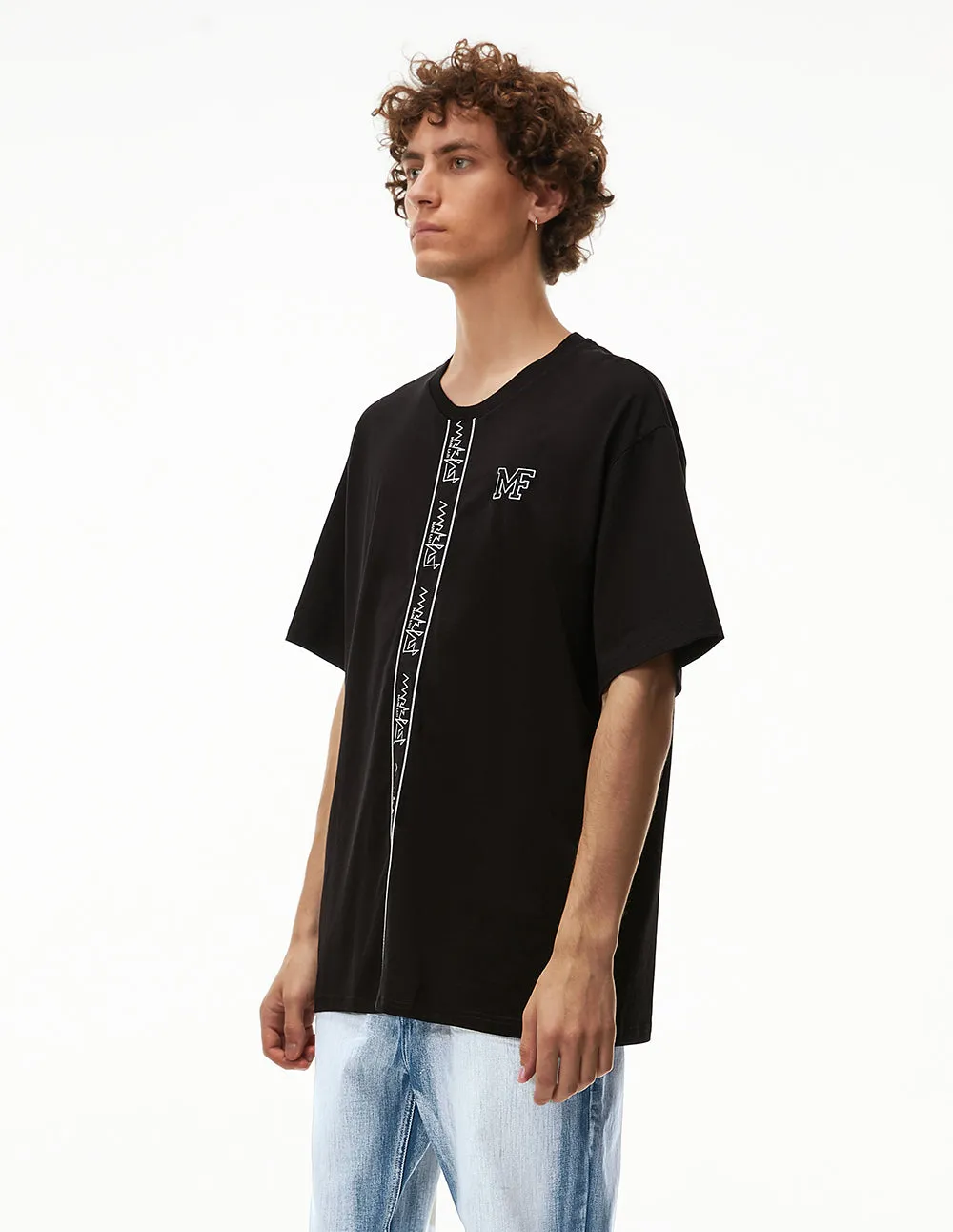 MARK FAST MEN OVERSIZE T-SHIRT WITH MF LOGO STRAIGHT STRIP EMBROIDERY