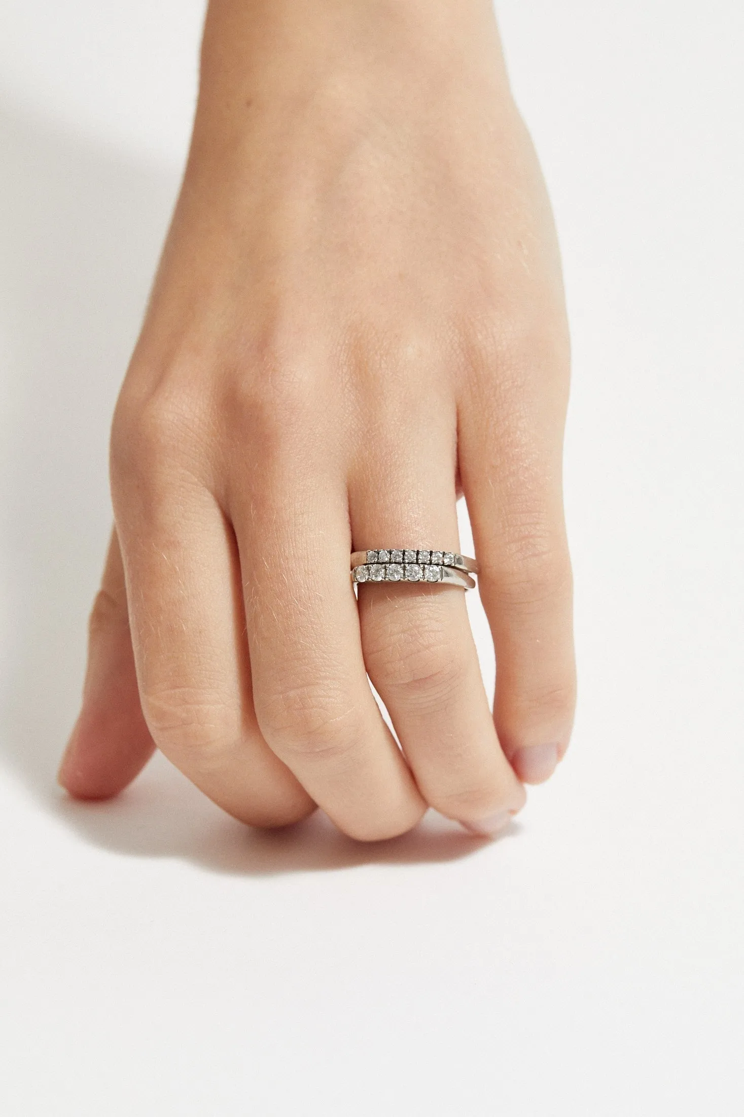 Molded French-V Set 1/4 Eternity Band 0.02 ct